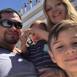 Meet your Posher, Misael